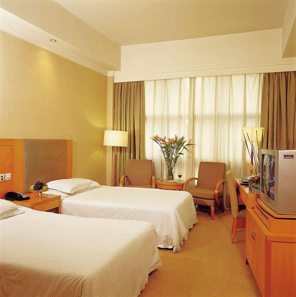 Taizhou Garden Hotel Exteriör bild