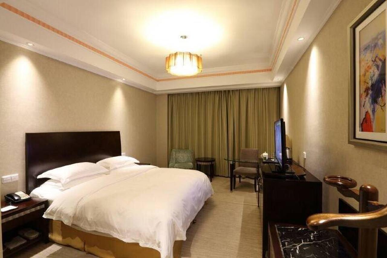 Taizhou Garden Hotel Exteriör bild