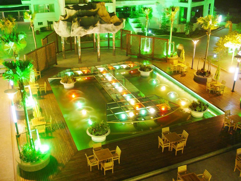 Taizhou Garden Hotel Exteriör bild